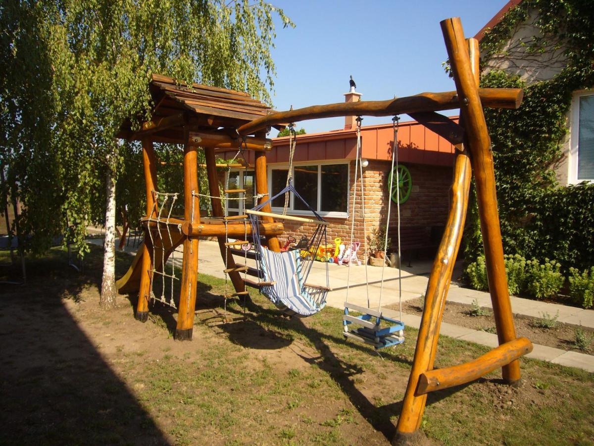 Vinny Dom - Rumcajz - Borhaz Obid Exterior foto